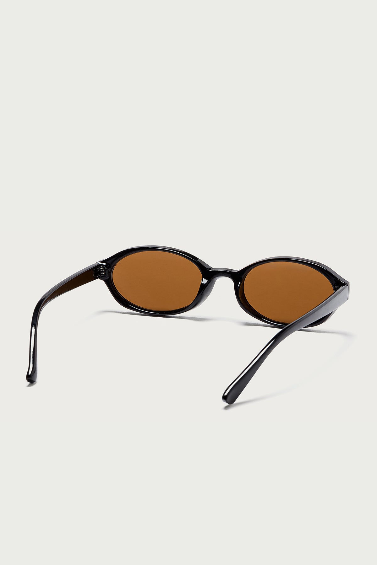 Clarke Oval Sunglasses - Image 4