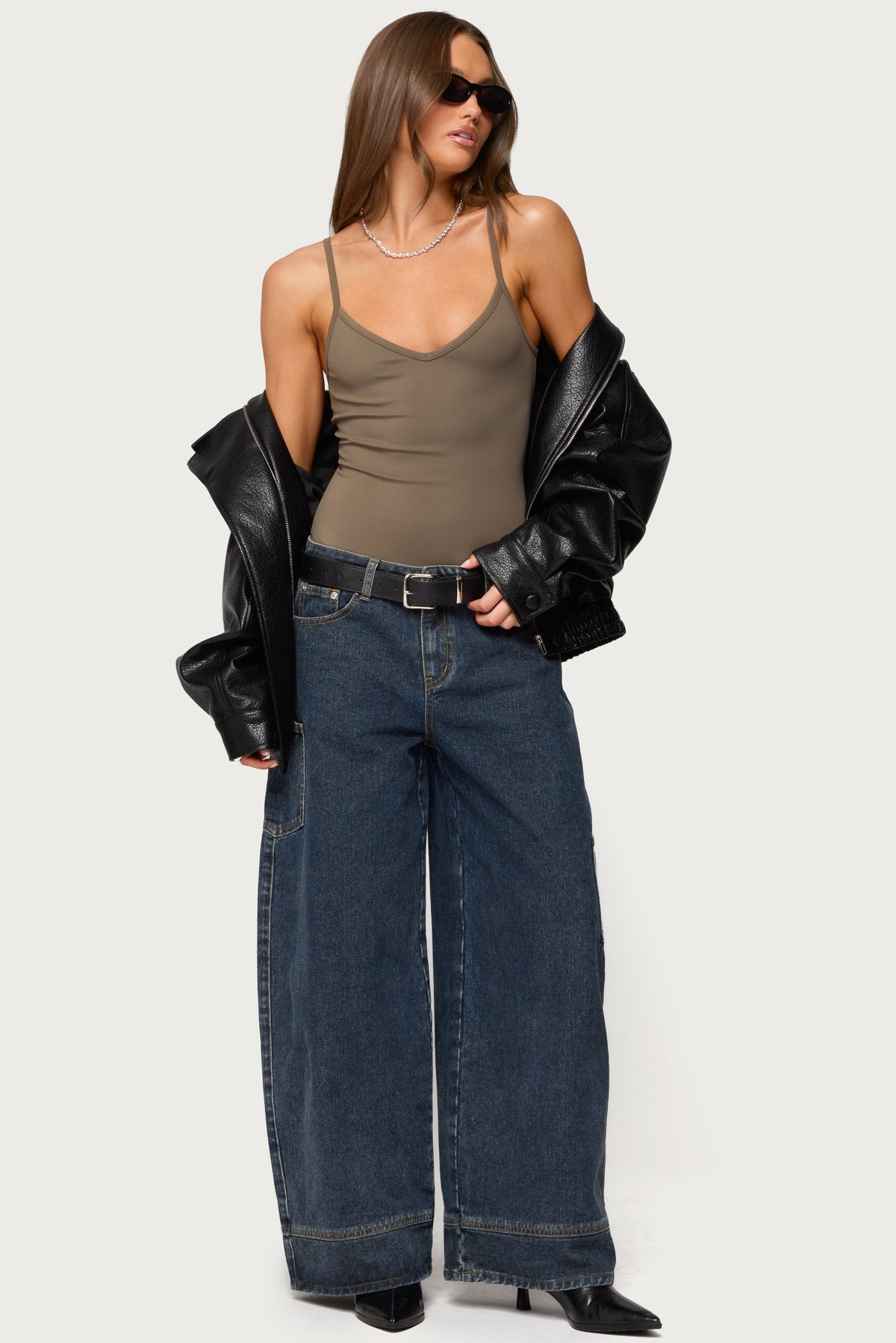 Teaghan V Neck Fitted Bodysuit - Image 2