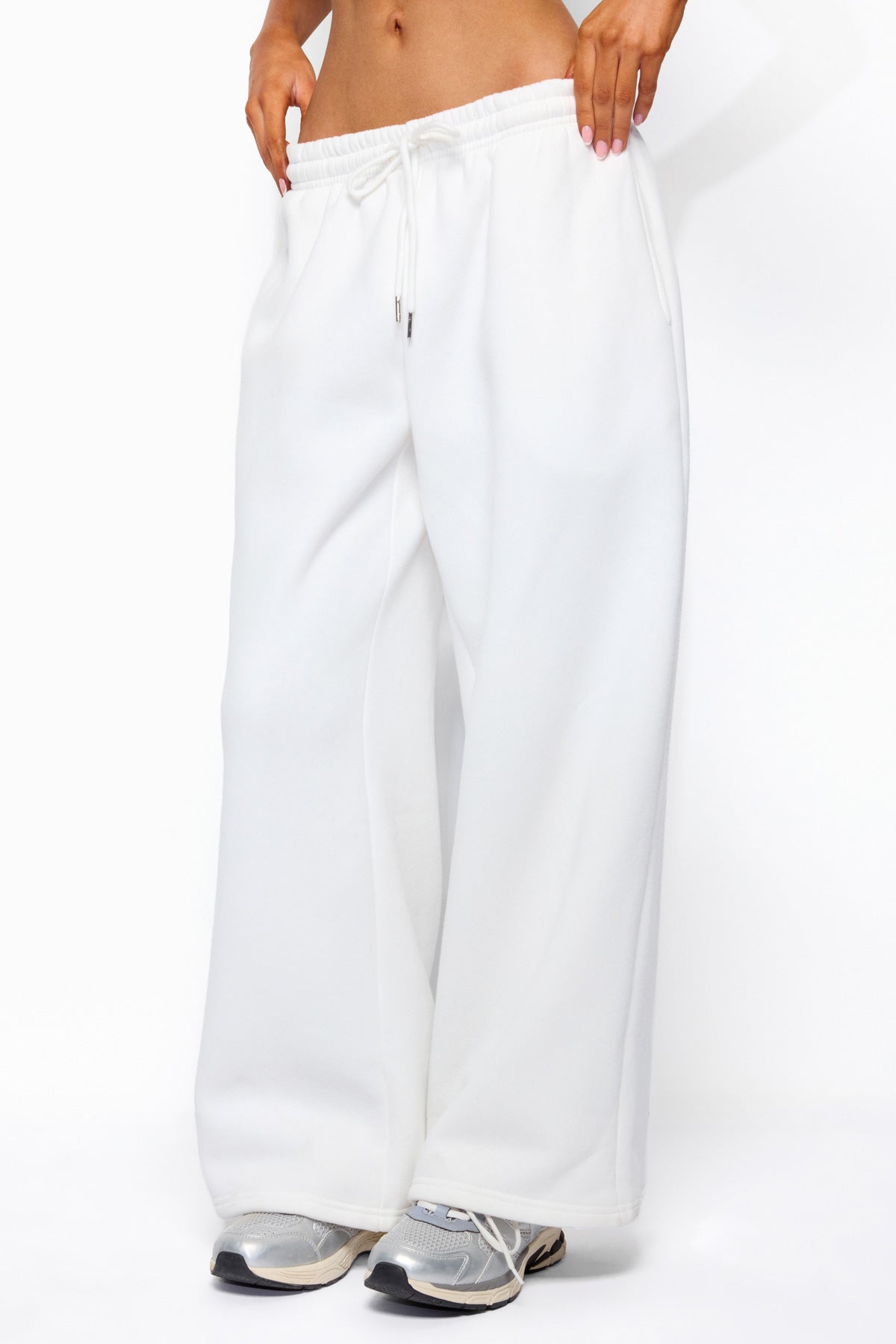 Kamari Low Rise Wide Sweatpants - Image 3
