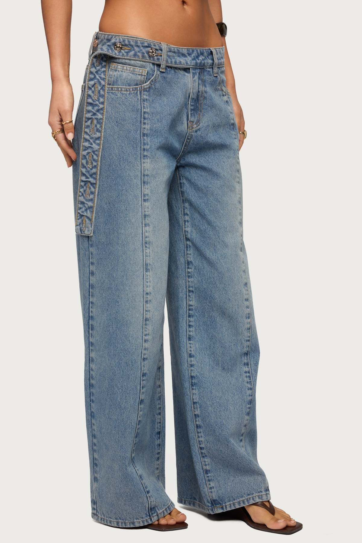 Buttoned Waist Low Rise Baggy Jeans - Image 4
