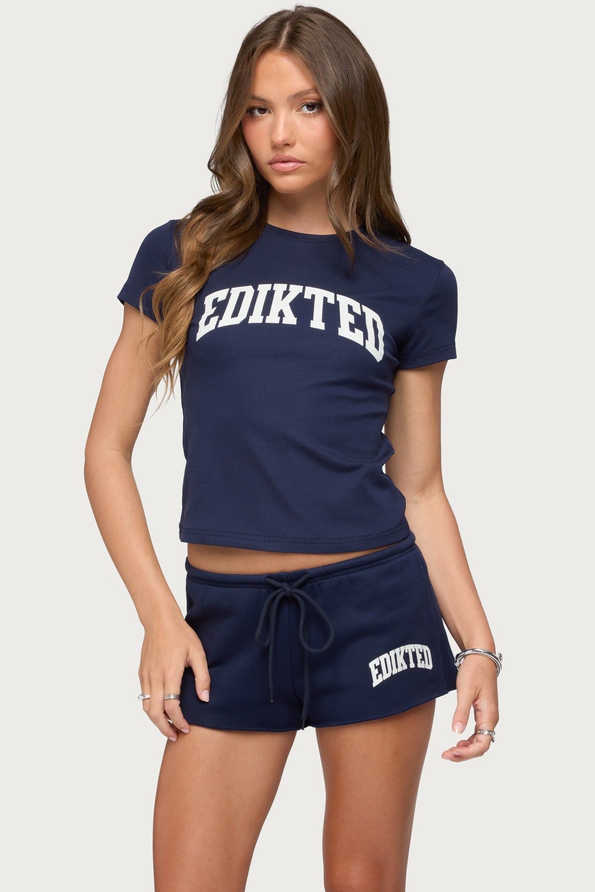 Sporty Babe Edikted T Shirt - Image 2