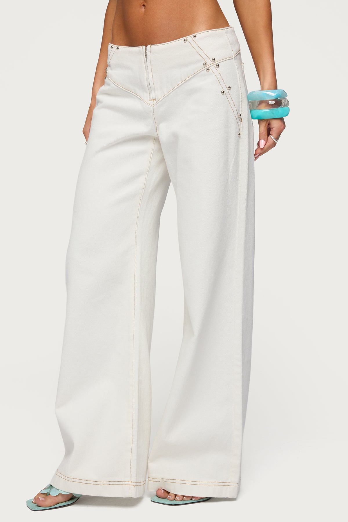 Kianni Low Rise Wide Leg Jeans - Image 4